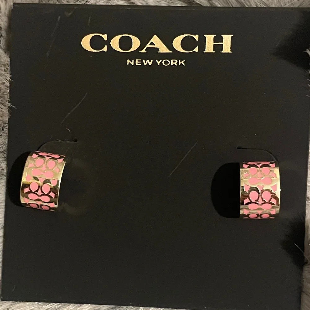 Coach Signature C Pattern Pink and Gold Enamel Huggie Earrings NWT - Picture 5 of 7